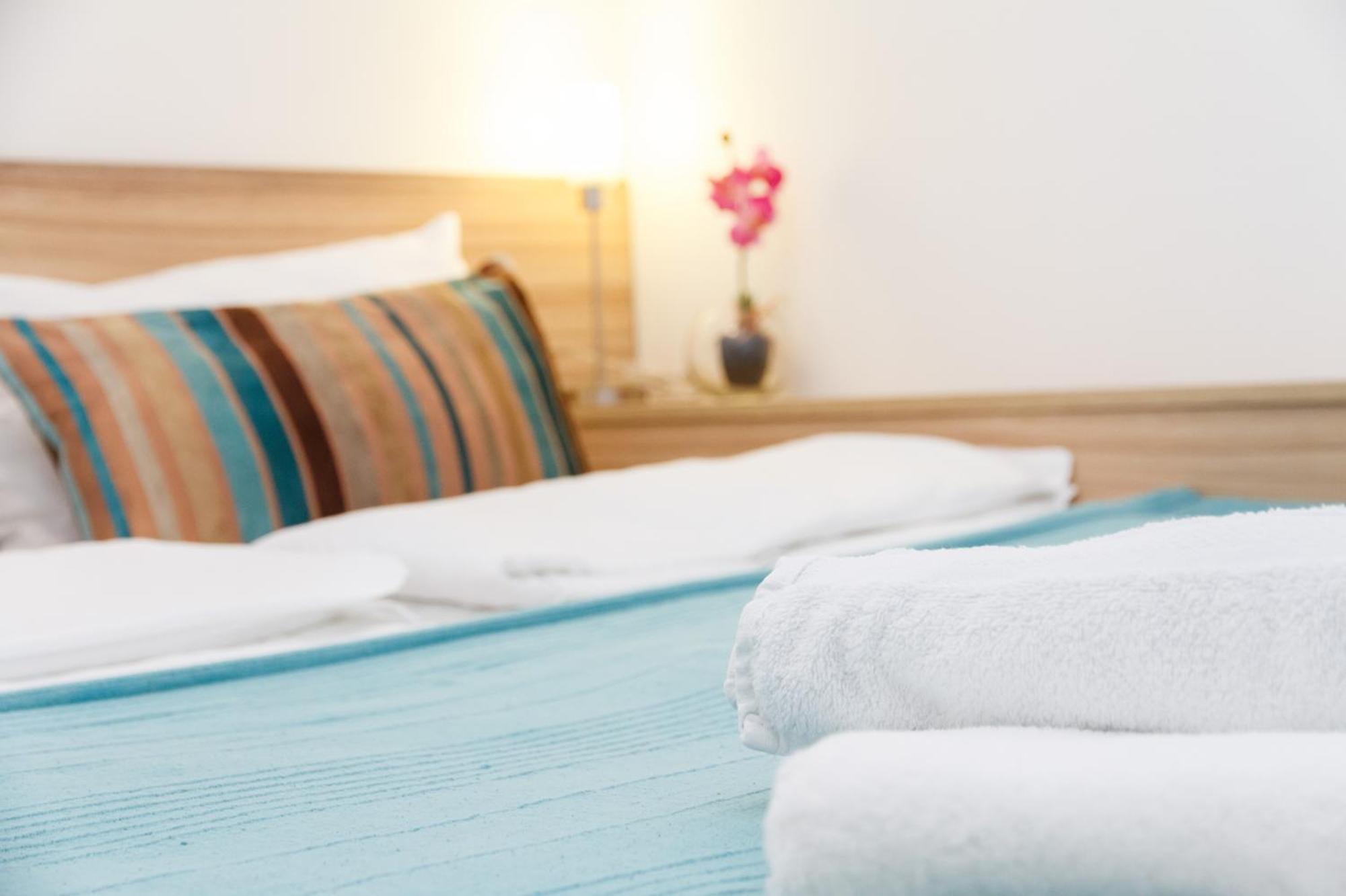 City Break Apartments - City Zen Belgrado Esterno foto